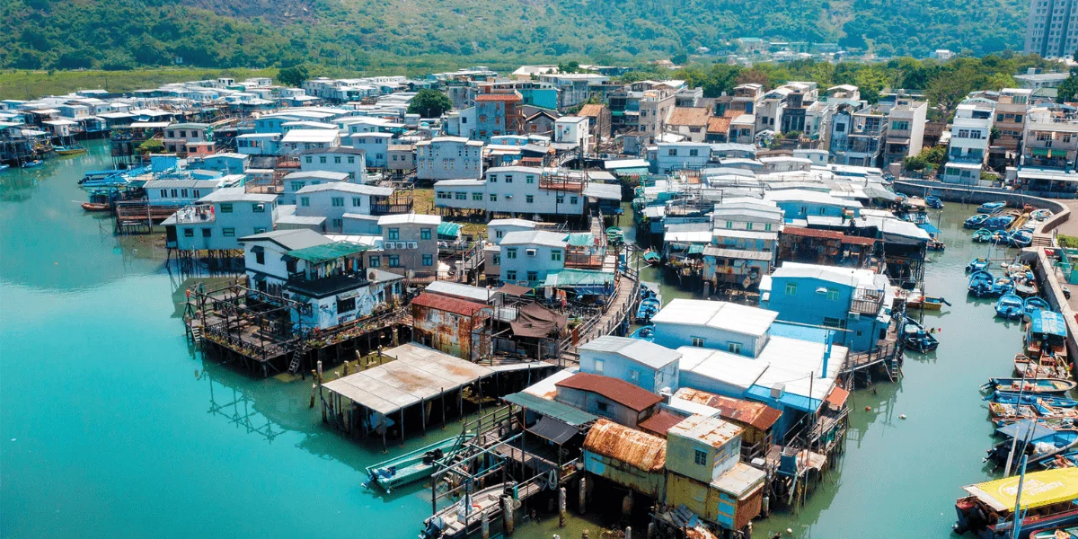 Hong Kong 2-min.webp